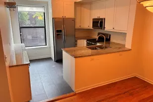 2458 W Eastwood Ave, Chicago, IL 60625 - Photo 8