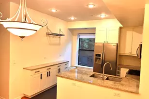 2458 W Eastwood Ave, Chicago, IL 60625 - Photo 10