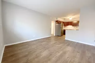 317 S Plum Grove Rd, Palatine, IL 60067 - Photo 4