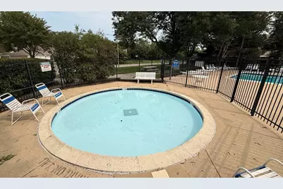 220 Oak Knoll Court #B2, Schaumburg, IL 60193 - Photo 34