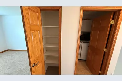 220 Oak Knoll Court #B2, Schaumburg, IL 60193 - Photo 24
