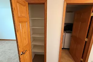 220 Oak Knoll Ct, Schaumburg, IL 60193 - Photo 24