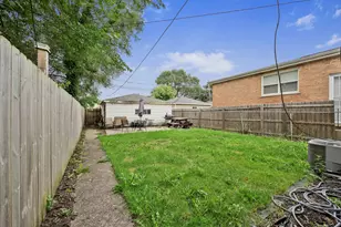 9926 S Wentworth Ave, Chicago, IL 60628 - Photo 22