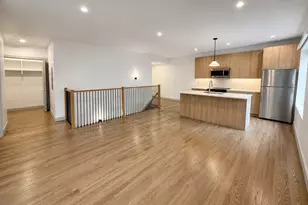 1337 W Estes Ave, Chicago, IL 60626 - Photo 10