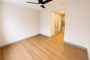 1337 W Estes Ave, Chicago, IL 60626 - Photo 16
