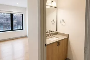 1337 W Estes Ave, Chicago, IL 60626 - Photo 12