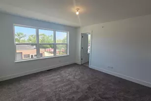 6431 Main St, Morton Grove, IL 60053 - Photo 12