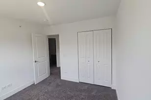 6431 Main St, Morton Grove, IL 60053 - Photo 8