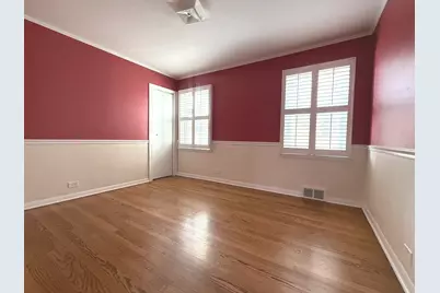 9427 S Harding Avenue, Evergreen Park, IL 60805 - Photo 8