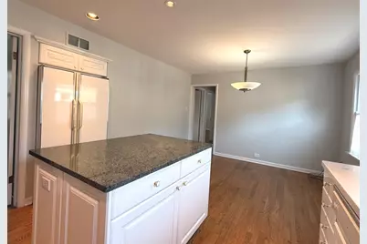 9427 S Harding Avenue, Evergreen Park, IL 60805 - Photo 12