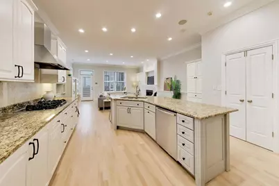 3414 N Oakley Avenue, Chicago, IL 60618 - Photo 10