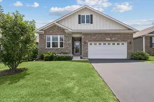 6331 Doral Dr, Gurnee, IL 60031 - Photo 1