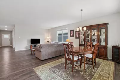 6331 Doral Drive, Gurnee, IL 60031 - Photo 6