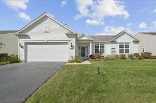3228 Province Circle, Mundelein, IL 60060 - Photo 2
