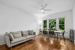 5463 S Ellis Ave, Chicago, IL 60615 - Photo 2