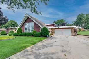 21W310 Tee Ln, Itasca, IL 60143 - Photo 1