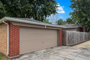 7101 W 114th Pl, Worth, IL 60482 - Photo 26
