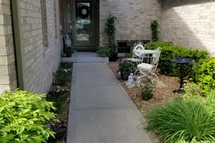 18912 Marley Ln, Mokena, IL 60448 - Photo 2