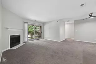 104 Glengarry Dr, Bloomingdale, IL 60108 - Photo 10