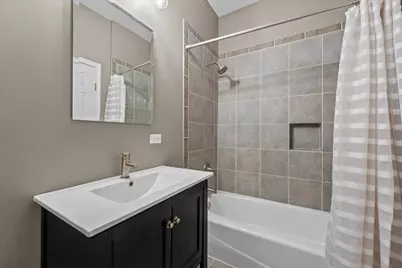25 Ronan Road #204, Highwood, IL 60040 - Photo 20