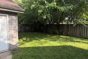 15201 Dorchester Ave, Dolton, IL 60419 - Photo 14
