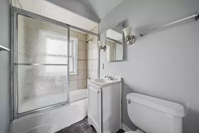 9709 S Yates Boulevard, Chicago, IL 60617 - Photo 14