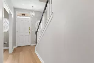4151 Royal Mews Cir, Naperville, IL 60564 - Photo 4