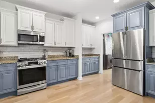 4151 Royal Mews Cir, Naperville, IL 60564 - Photo 10