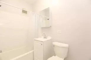 4511 N Malden St, Chicago, IL 60640 - Photo 16