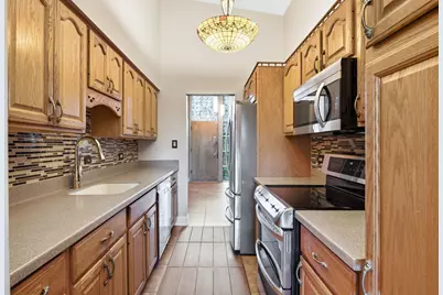 295 S Poplar Avenue, Elmhurst, IL 60126 - Photo 20