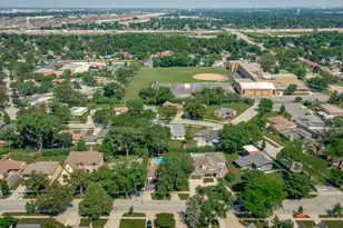 295 S Poplar Ave, Elmhurst, IL 60126 - Photo 10