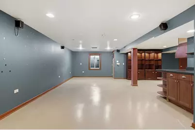 295 S Poplar Avenue, Elmhurst, IL 60126 - Photo 34
