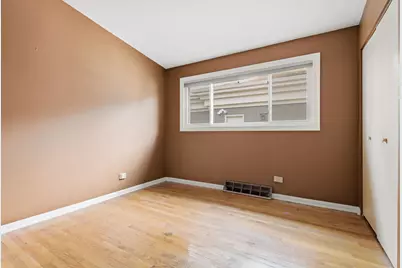 295 S Poplar Avenue, Elmhurst, IL 60126 - Photo 24