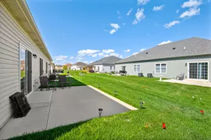 912 Baltimore St, McHenry, IL 60050 - Photo 16