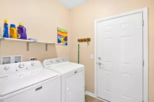 912 Baltimore St, McHenry, IL 60050 - Photo 14