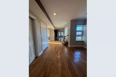 1062 W Chicago Avenue #2E, Chicago, IL 60642 - Photo 4