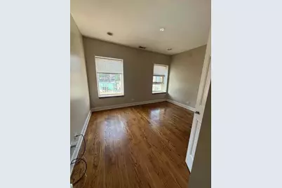 1062 W Chicago Avenue #2E, Chicago, IL 60642 - Photo 6