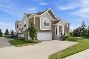 4450 Monroe Ct, Naperville, IL 60564 - Photo 2