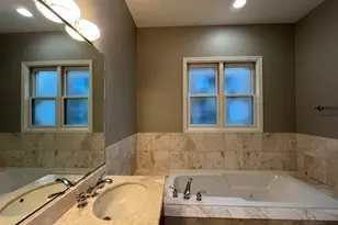 540 W Oakdale Ave, Chicago, IL 60657 - Photo 12