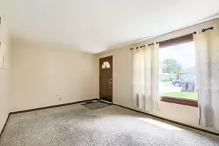 8060 S Kolmar Ave, Chicago, IL 60652 - Photo 4