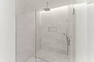 363 E Wacker Dr, Chicago, IL 60601 - Photo 16