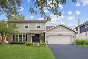 8425 Creekside Ln, Darien, IL 60561 - Photo 1