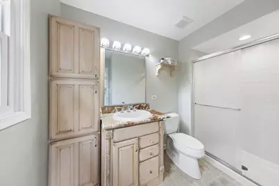 8425 Creekside Lane, Darien, IL 60561 - Photo 12