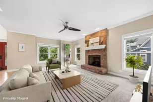 5 Park Pl Cir, Hawthorn Woods, IL 60047 - Photo 2
