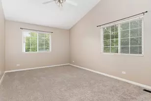 57 Braxton Ln, Aurora, IL 60504 - Photo 12