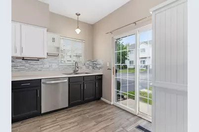 57 Braxton Lane #57, Aurora, IL 60504 - Photo 8