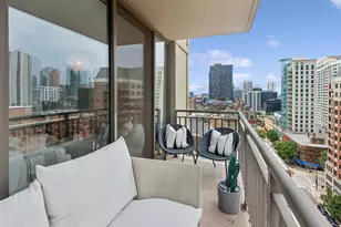 630 N State St, Chicago, IL 60654 - Photo 14