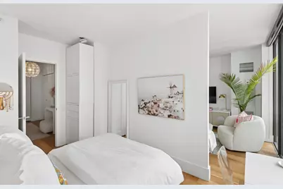630 N State Street #1501, Chicago, IL 60654 - Photo 12