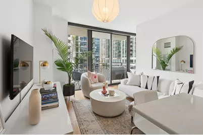 630 N State Street #1501, Chicago, IL 60654 - Photo 2