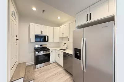 3759 N Kimball Avenue #G, Chicago, IL 60618 - Photo 4